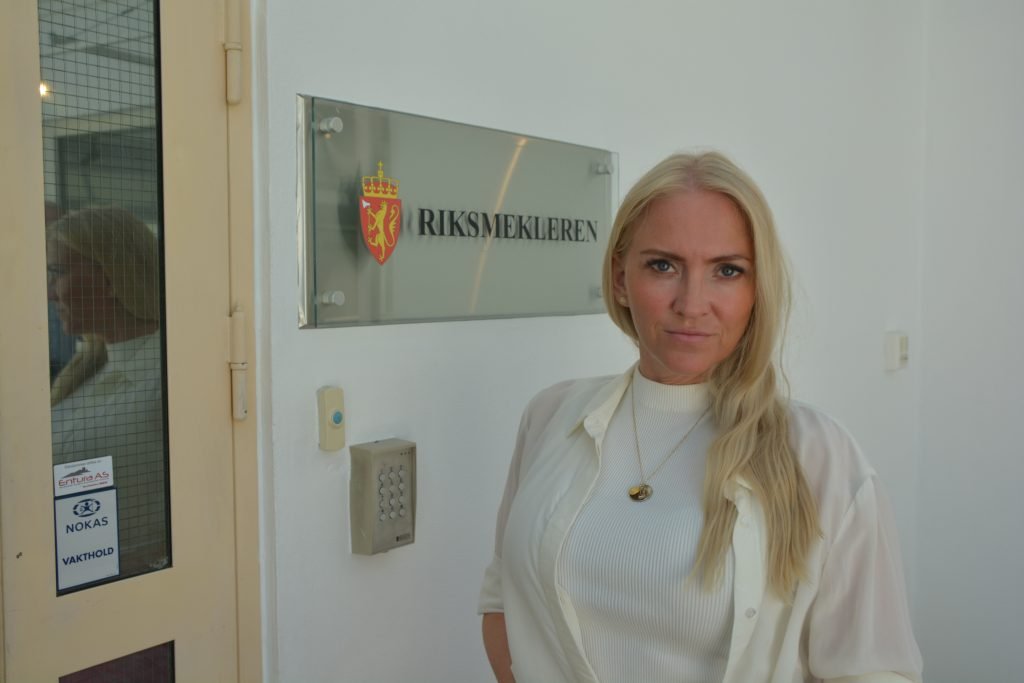 Lill-Sverresdatter-Larsen-Riksmekleren